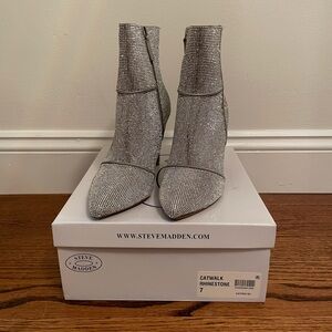 BRAND NEW- Steve Madden Rhinestone booties